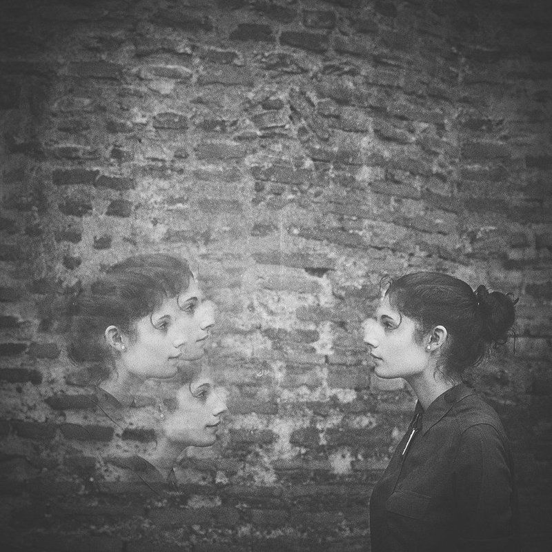 За углом сомненияphoto preview