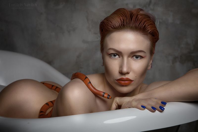 nude art_vavilov Дьявол, девушка, змея- какой забавный треугольник...photo preview