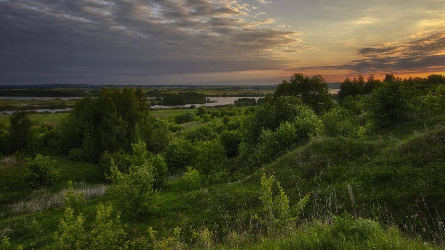 На слиянии двух рек.. Автор: Анатолий Салтыков реки, восход,красоты средней полосы россии., Анатолий Салтыков