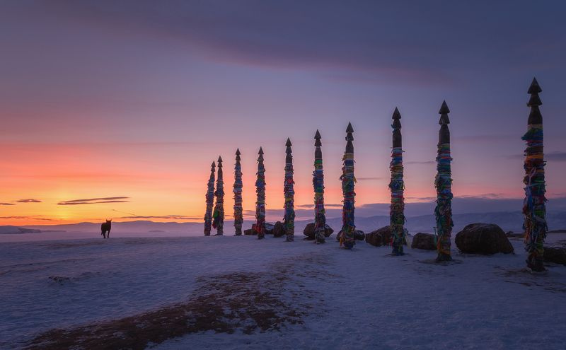 байкал Мыс Бурхан на закатеphoto preview