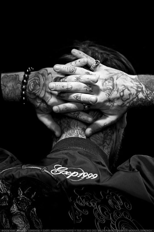 михаилсеменов, мужской, реклама, ювелирка, кольцо, браслет, ярославль, студийная, модель, мужчина, тату Yokajjewelphoto preview