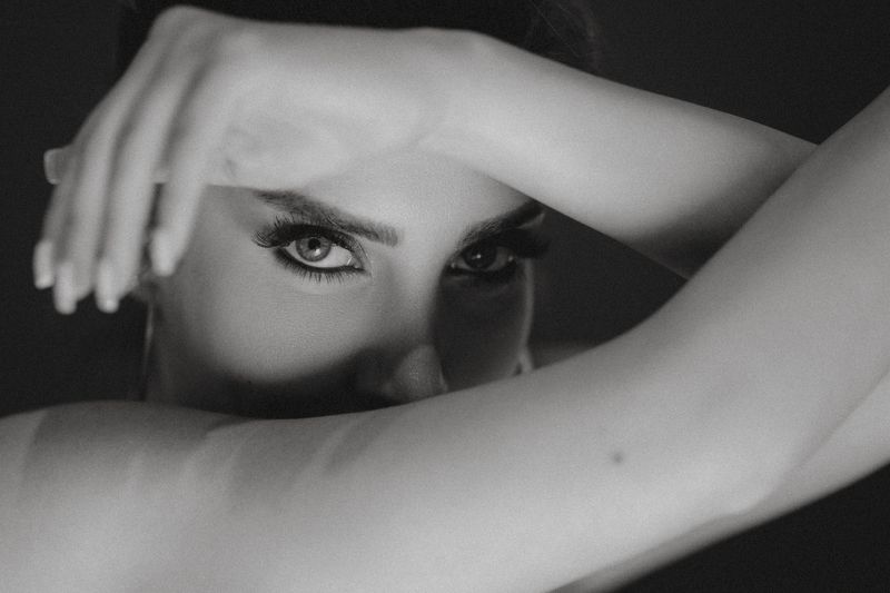 #aminhamidnezhad #portrait #portraits #bw haleh photo preview