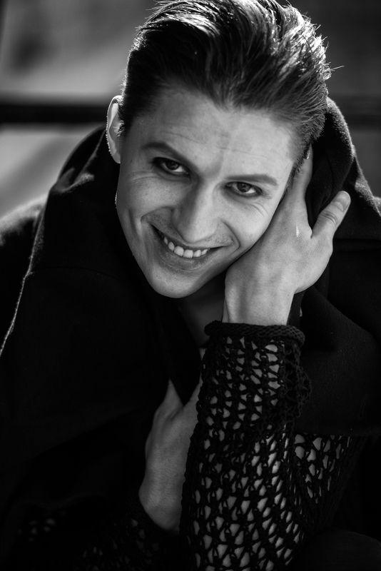 Эрик Абрамовичphoto preview