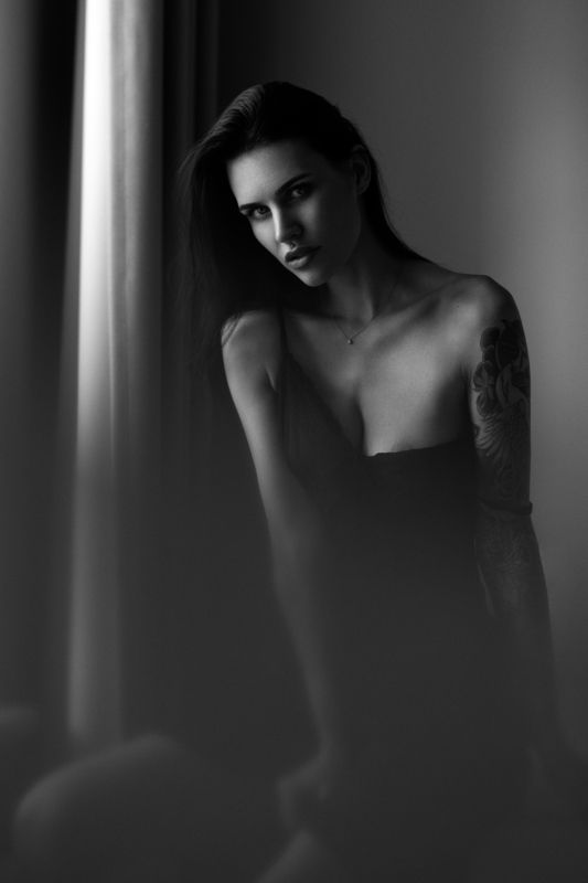 portrait, people, bw, black and white, monochrome, indoor, sensual, dress, brunette, beauty, woman, look, tattoo, moody Portraitphoto preview