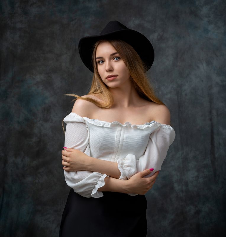 студийный портрет, красивая девушка, женский портрет, концептуальное Маргарита фото превью