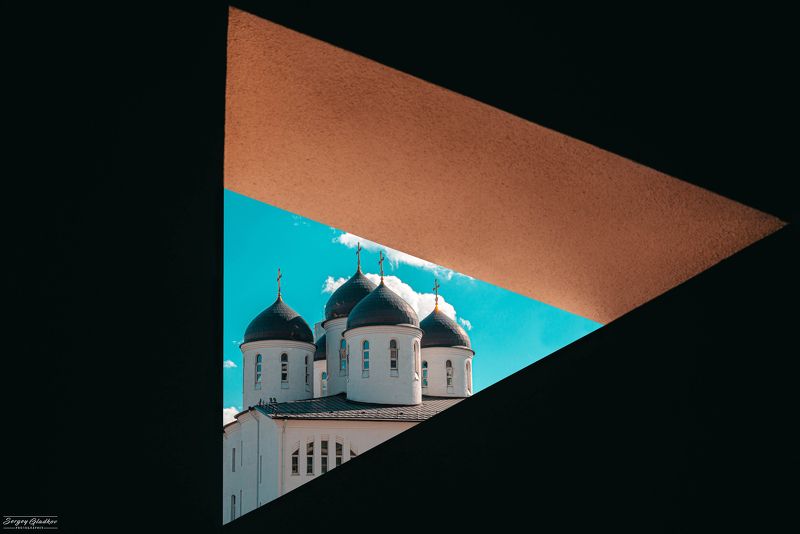 church, faith, religion, frame, geometry, lines, day, light, architecture, city, urban, triangle, Moscow, Russia  Play backphoto preview