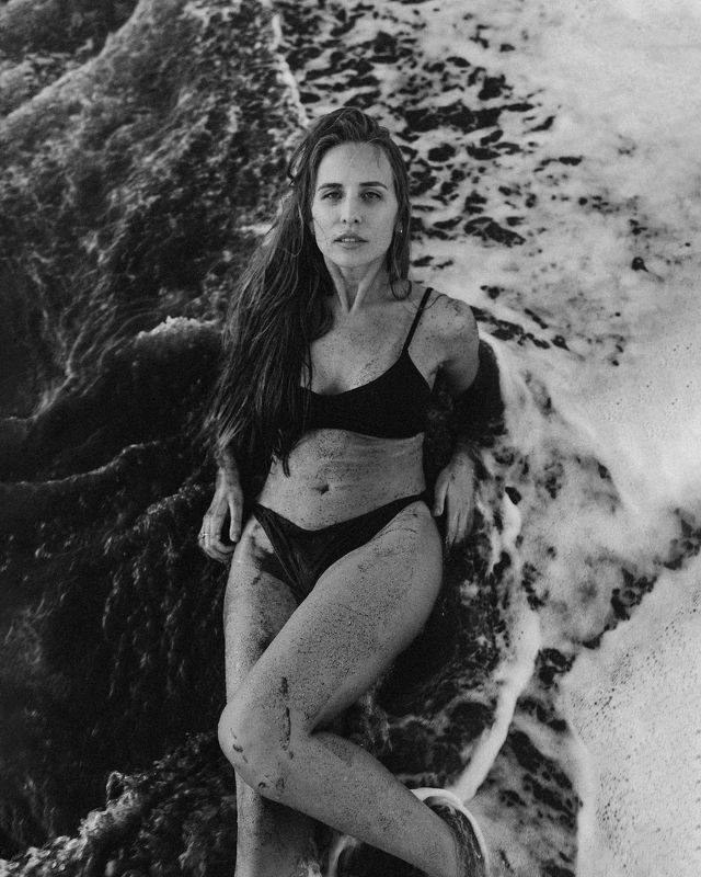 people,girl,lady,жанр,mood,soul,девушка,nature,film,фотография,nude,nu,mountains,ню,арт, black,b&w Black oceanphoto preview