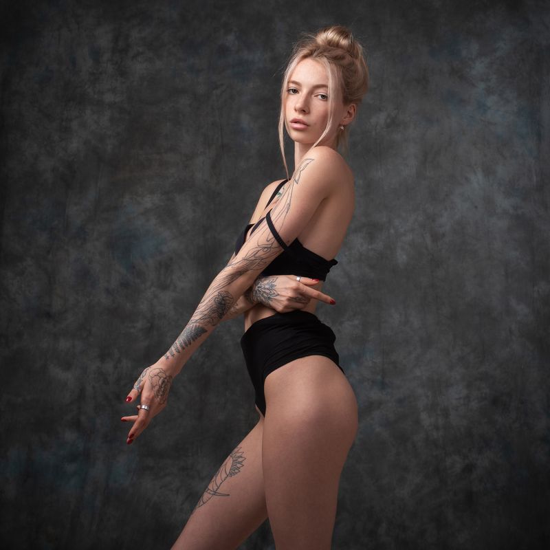 студийный портрет, красивая девушка, женский портрет, концептуальное, будуар Александраphoto preview