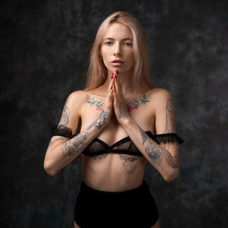 студийный портрет, красивая девушка, женский портрет, концептуальное, будуар Александраphoto preview