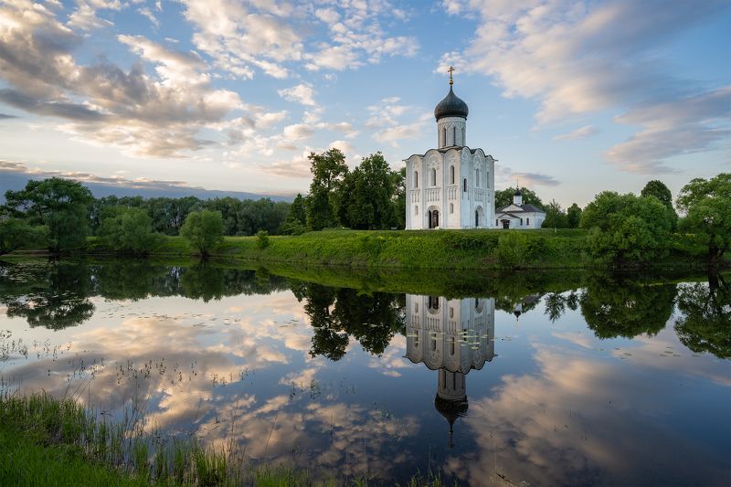 вечер, пейзаж, храм, церковь, вода, отражение, облака, лето, архитектура, путешествие, evening, landscape, temple, church, water, reflection, clouds, summer, architecture, travel Вечер в Боголюбово фото превью