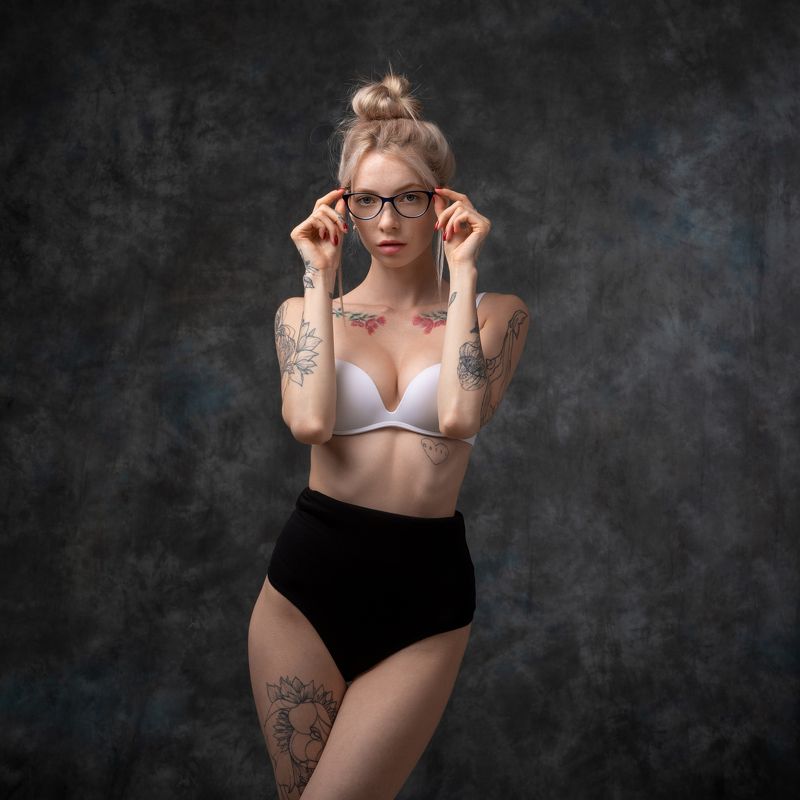 студийный портрет, красивая девушка, женский портрет, концептуальное, будуар Александраphoto preview