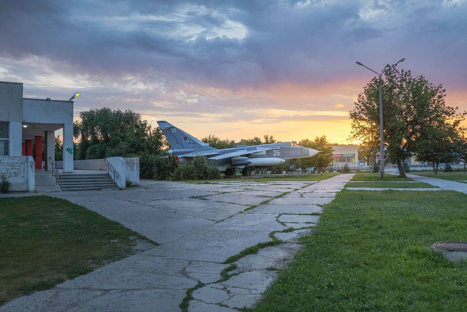 Морозовск. Самолёт. Улица Кирова. Автор: Влад Епифанов , Влад Епифанов