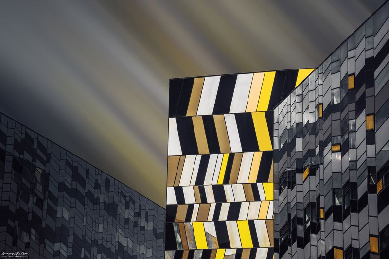 abstarct, facade, puzzle, geometry, lines, day, light, architecture, city, urban, Moscow, Skolkovo, Russia  Пазл Сколковоphoto preview