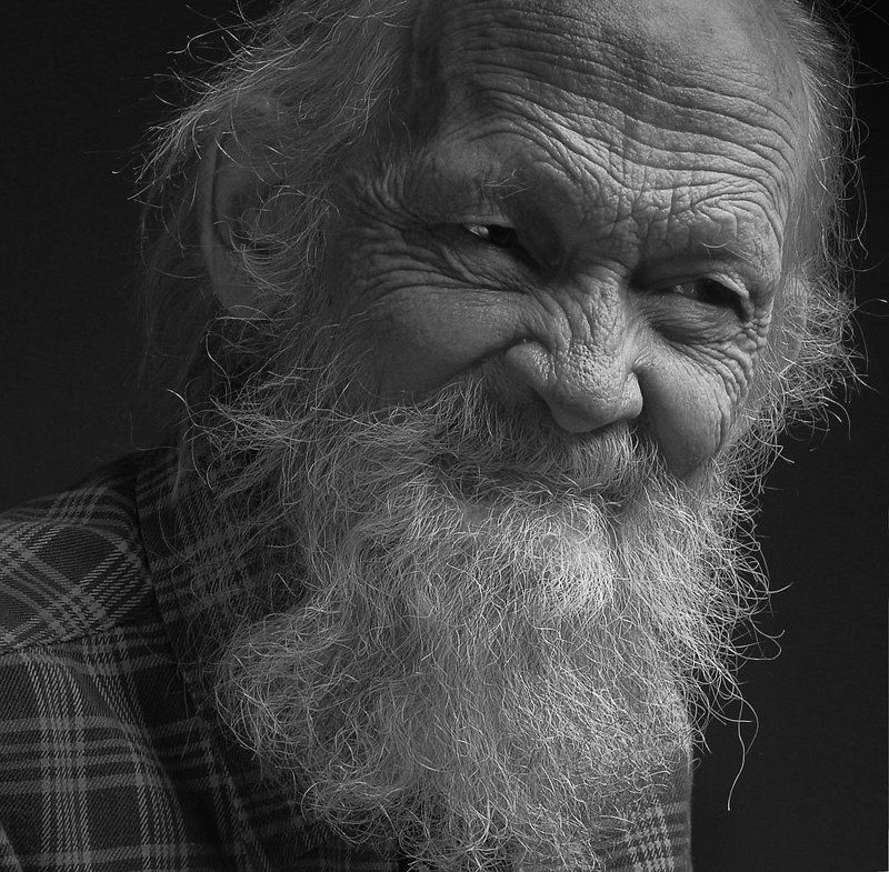 эдуард басов, фотограф, портрет, студийная съемка, чернбелая фотография, мытищи портрет художника Востокова, В.А.photo preview