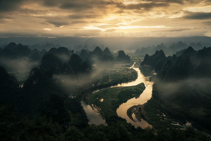 sunrise;, china;, guilin Sunrise of Xionggong mountainphoto preview
