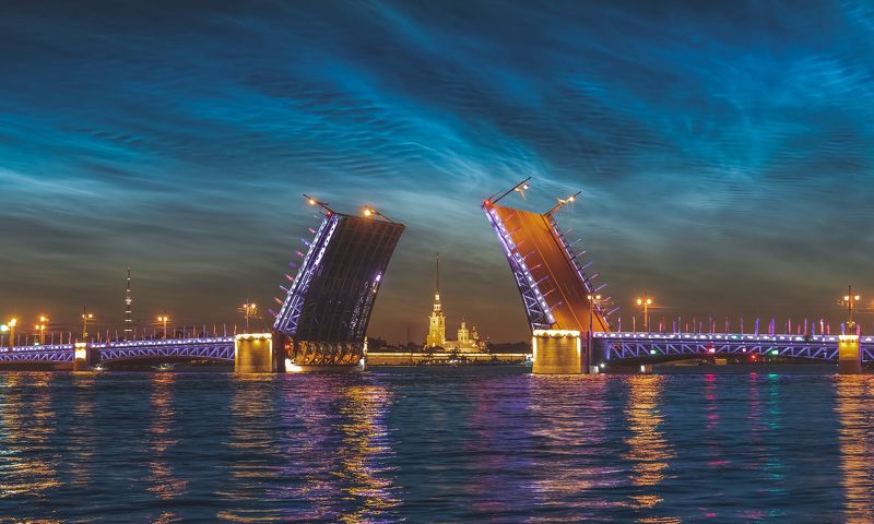 skrylov,skrylov_official,рассвет,белыеночи,спб,питер,дворцовыймост,нева,лето,nikon,nikonrussia,серебристыеоблака Photo #109photo preview