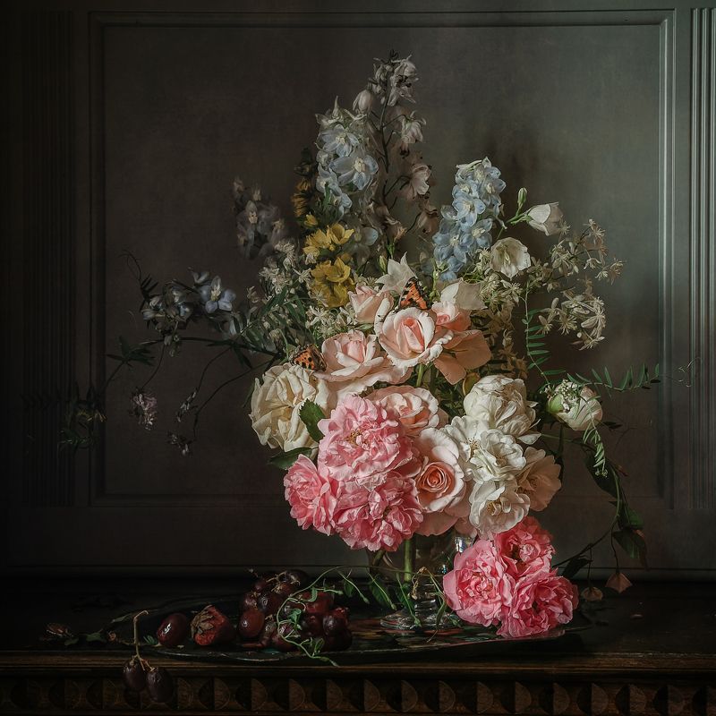 натюрморт, цветы, розы, бабочки Ещё раз про розы и бабочекphoto preview