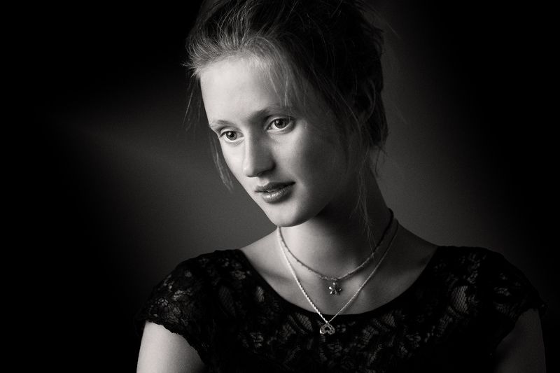 beauty, face, eyes, black, white, woman, portrait, studio, canon, Godox, Serenephoto preview