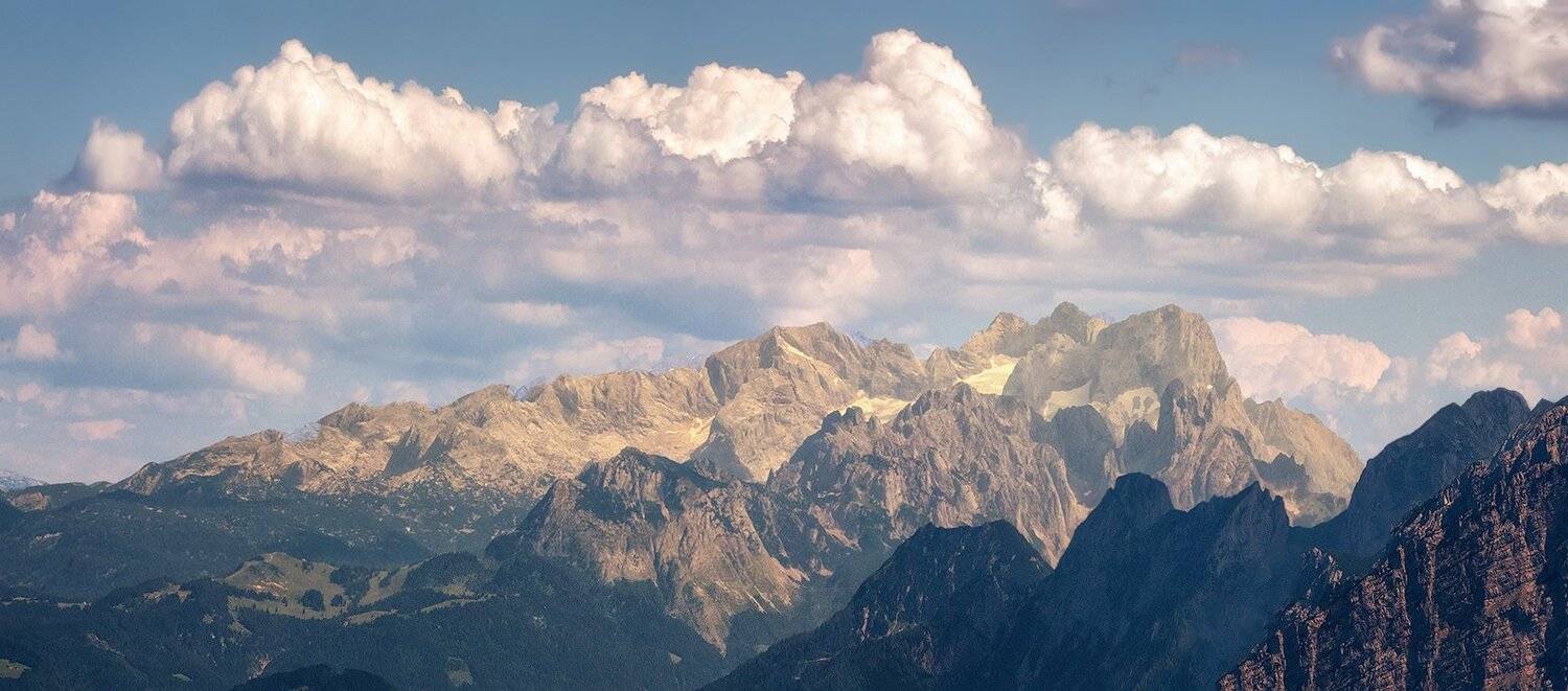 За облаками - горы.... Автор: Игорь Мелекесцев , Игорь Мелекесцев