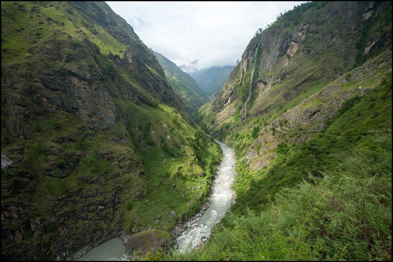 Гималаи, Непал, Осень Монолитный пейзажphoto preview