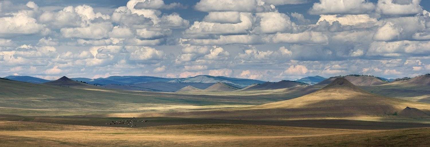 большой, голубой, горы, далекий, долина, желтый, красивый, кучевые, облака, острый, панорама, пейзаж, природа, пятна, рельеф, свет, светлый, сибирь, степь, тень, хакасия, холмы, широкий, Дмитрий Антипов