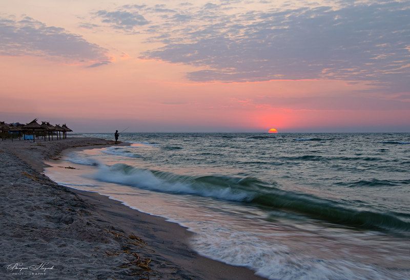 утро, восход, солнце, азов, небо, облака, рыбак Ловец солнцаphoto preview