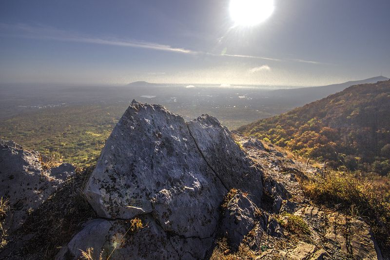 Касаясь небаphoto preview