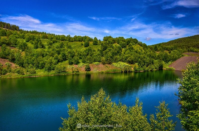Карьер фото превью