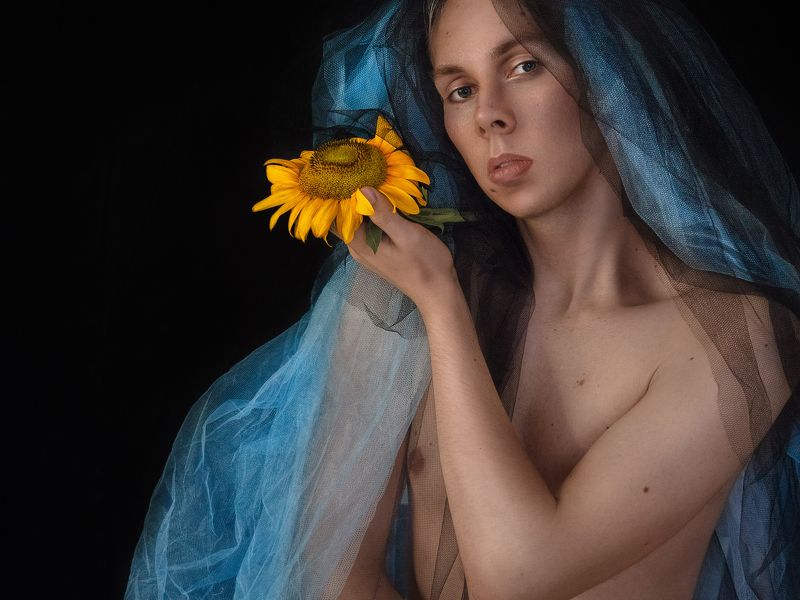 Гоша и подсолнухphoto preview