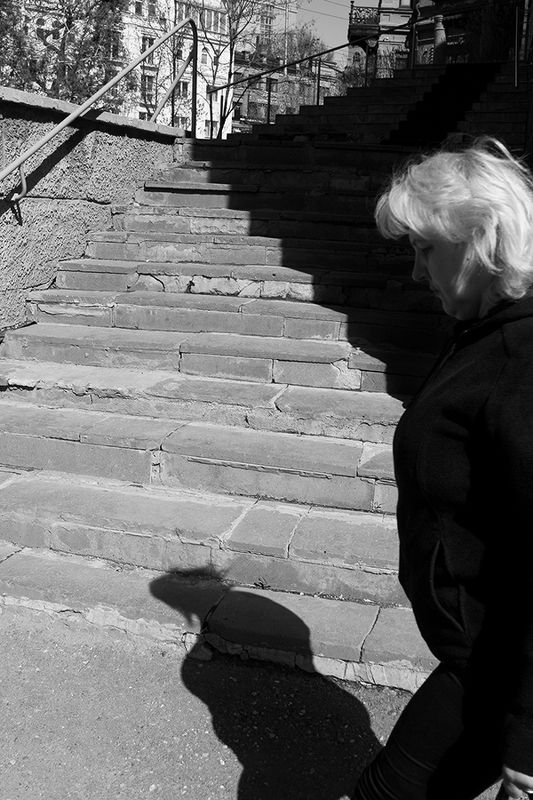 street, bw, jenre, motion, real life, shadows, *photo preview