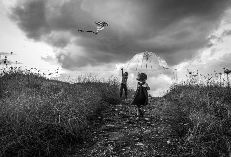 Полет под дождемphoto preview