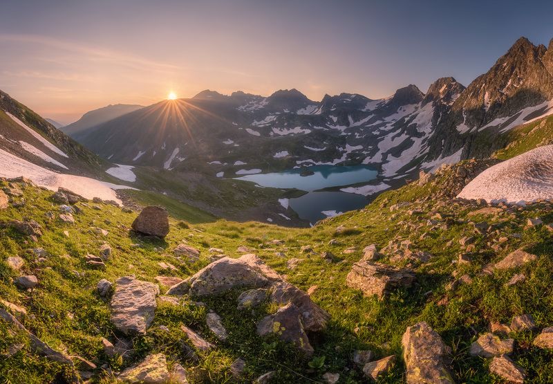 западный кавказ, имеретинский узел, озеро безмолвия, рассвет, июль, туры Имеретинка. Утро любопытного козлаphoto preview