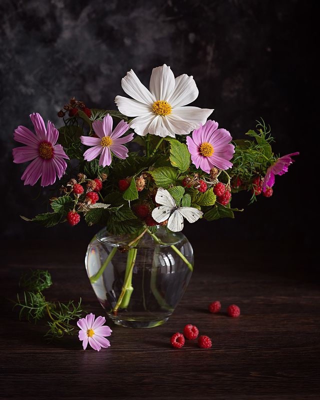 космея малина цветы букет натюрморт фотонатюрморт Июльphoto preview