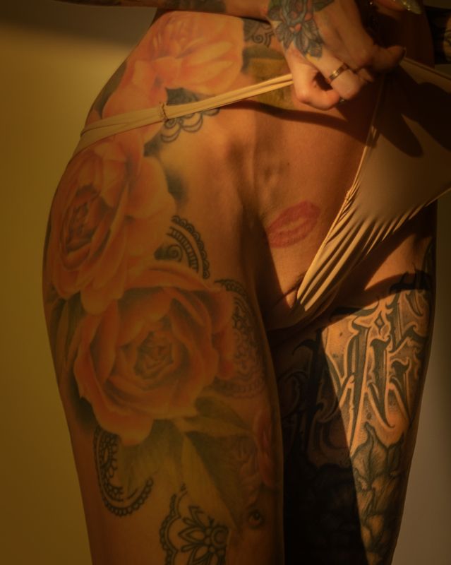 nude nophoto preview