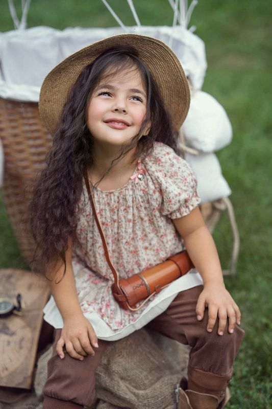 Теона, путешествие вокруг землиphoto preview