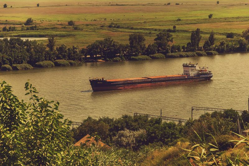 р. Донphoto preview