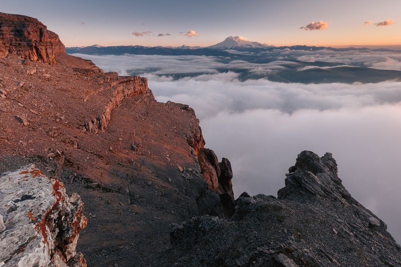 кавказ, приэльбрусье Вид на Эльбрус с плато Канжолphoto preview