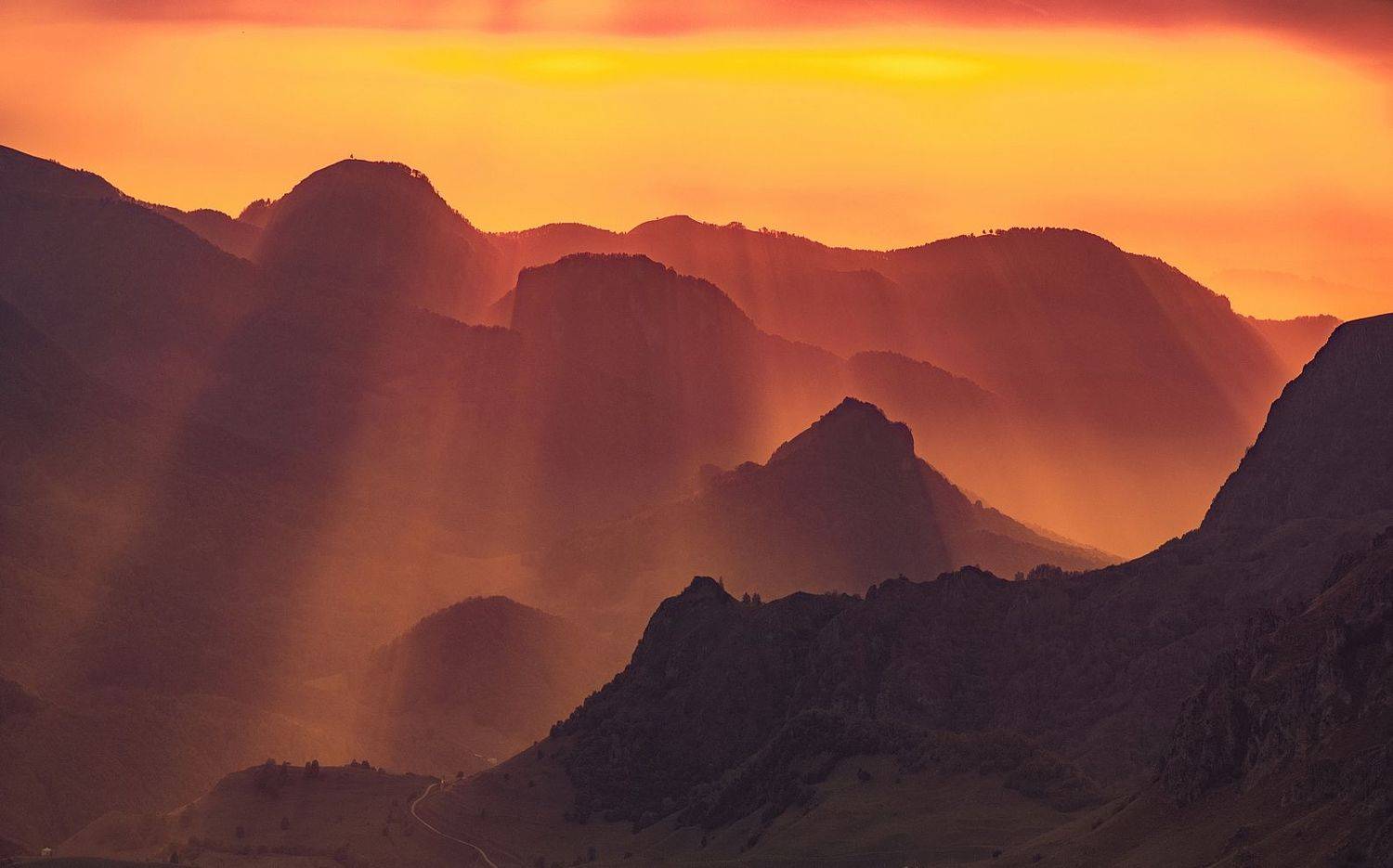 бермамыт, гумбаши, закат, скала, обрыв, плато, вечер, свет, карачаево-черкесия, Арсен Алабердов