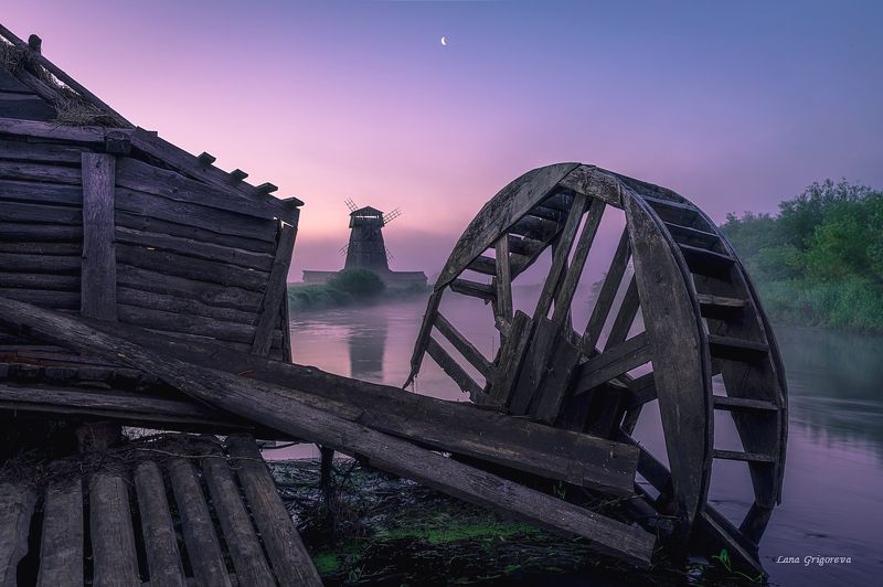 рассвет, мельница, туман ***photo preview