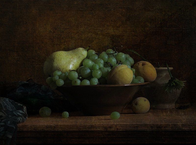 Абрикосы, Виноград, Груша, Натюрморт, Фрукты Фруктыphoto preview