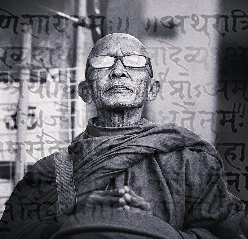 тай, патонг, монах, сборщик, утренних, подаяний Сборщик утренних подаяний.photo preview