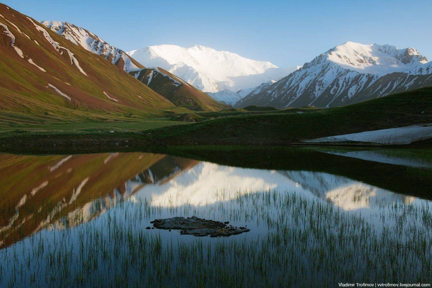 Lenin Peak Lake. Автор: Vladimir Trofimov , Vladimir Trofimov