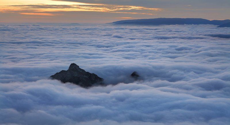 Там, внизуphoto preview