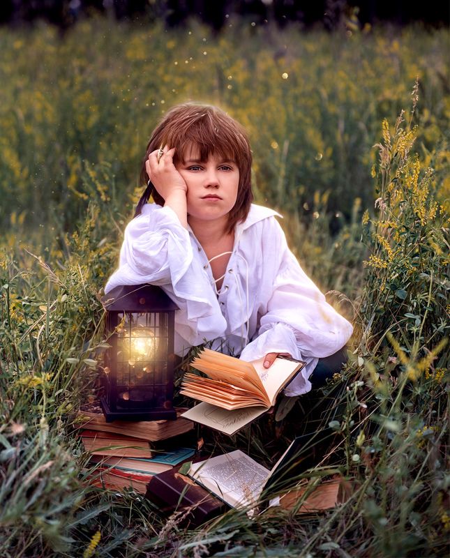 мальчик, поле, писатель, поэт Сказочникphoto preview