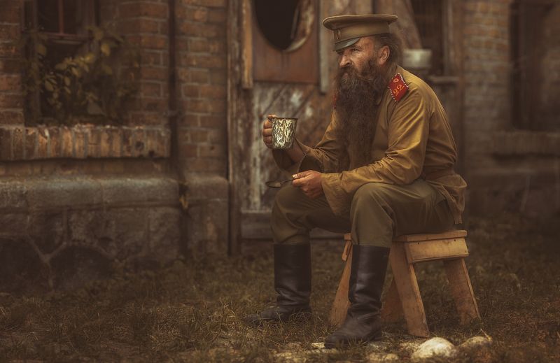 Concentration before the Battle of the Boyen Fortress ...photo preview