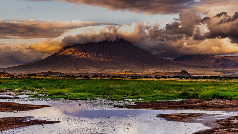 wulkan gelai Wulkan Gelaiphoto preview