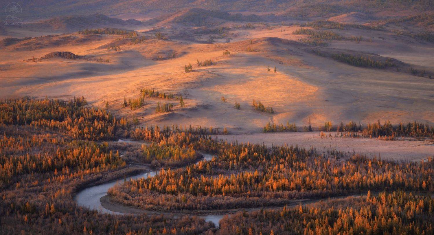 Алтайские рассветы. Автор: Анатолий Гордиенко алтай, осень, река, долина, чуя, Анатолий Гордиенко