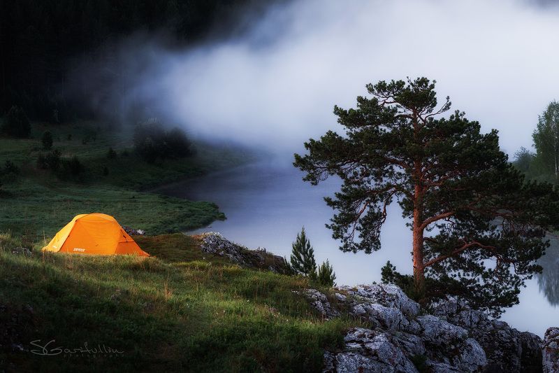 Урал, Средний Урал, палатка, сосна, река, Чусовая, пейзаж, Слобода на утёсеphoto preview