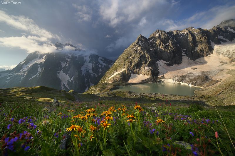 кавказ, ледник, аманауз Утро в горахphoto preview