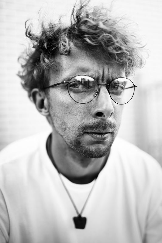 портрет, топ100, мужчина, черно-белое. Актер Иванphoto preview